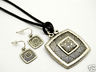 Square Flower Design Geometric Fashion Pendant Necklace Earring Set - Matties Modern Jewelry