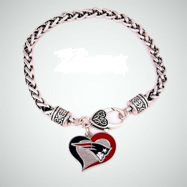 New England Patriots Football Heart Charm Dangle Women's Fashion Clasp Bracelet - Matties Modern Jewelry